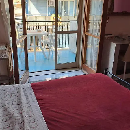 Δωμάτια σε οικογενειακή κατοικία La Sul Mare